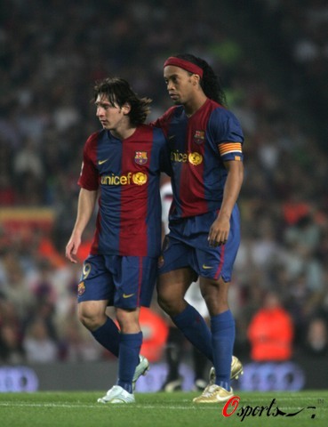 阵容看似能 阵容看似能