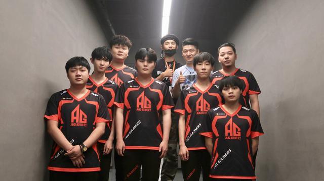 107-91！詹姆斯缺阵，东契奇空砍38+10+10，马刺终结湖人3连胜
